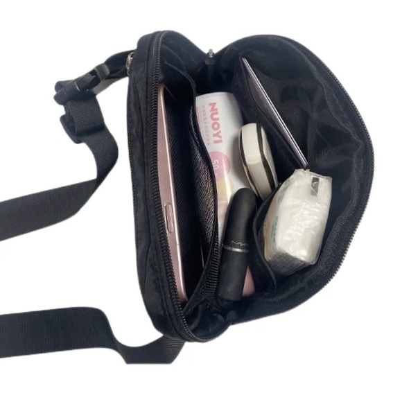 Hello Kitty Sling Chest Bag - Picture 2 of 4